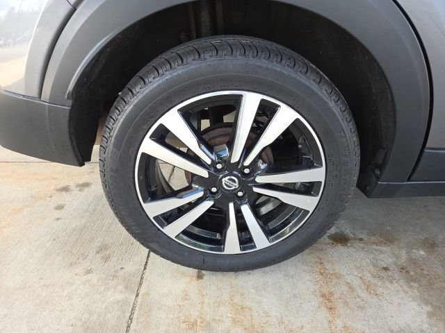 Used 2019 Nissan Kicks SV FWD image 56