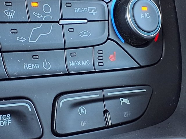 Used 2023 Ford Transit Connect XLT w/ XLT Premium Package FWD image 5