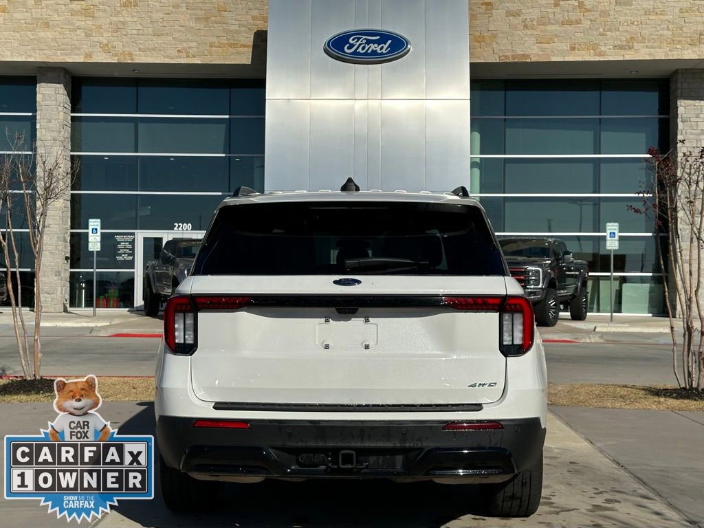 Used 2025 Ford Explorer ST-Line w/ ST-Line Street Pack image 22