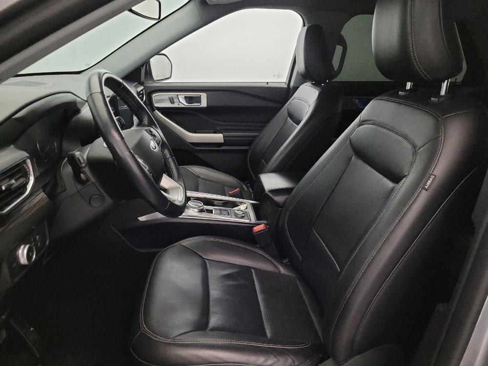 Used 2021 Ford Explorer Limited w/ Equipment Group 301A image 17