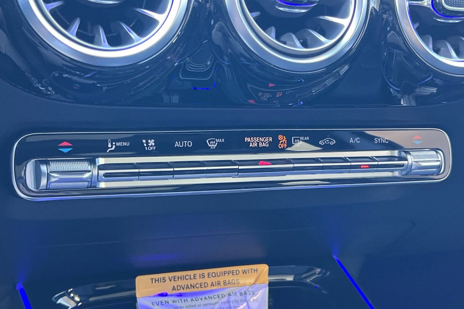 Certified 2025 Mercedes-Benz GLA 250 image 18