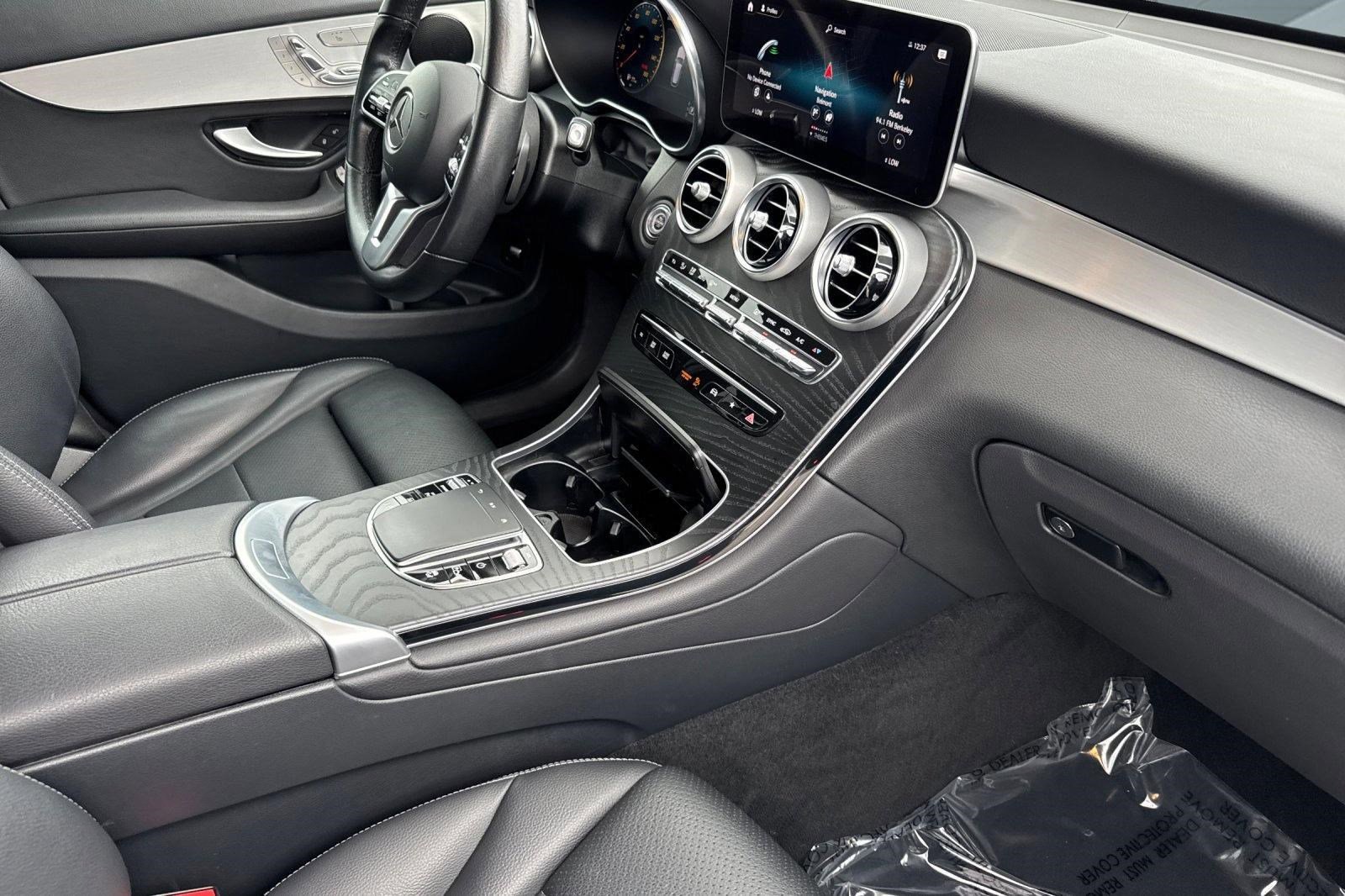 Certified 2022 Mercedes-Benz GLC 300 4MATIC image 32