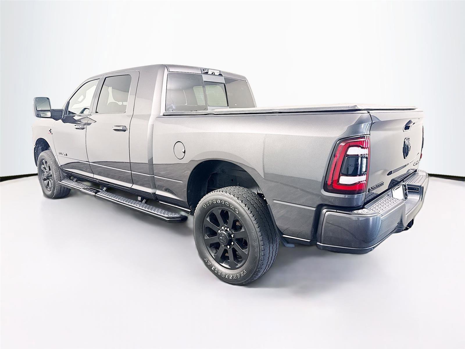 Used 2023 RAM 3500 Laramie AWD/4WD image 27