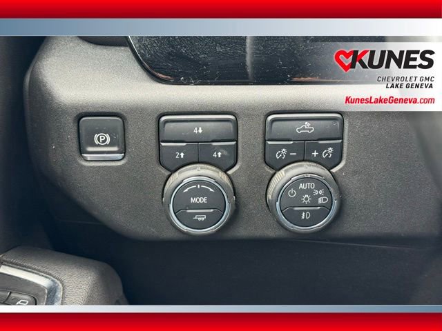 Used 2025 Chevrolet Silverado 2500 LT w/ Convenience Package image 45