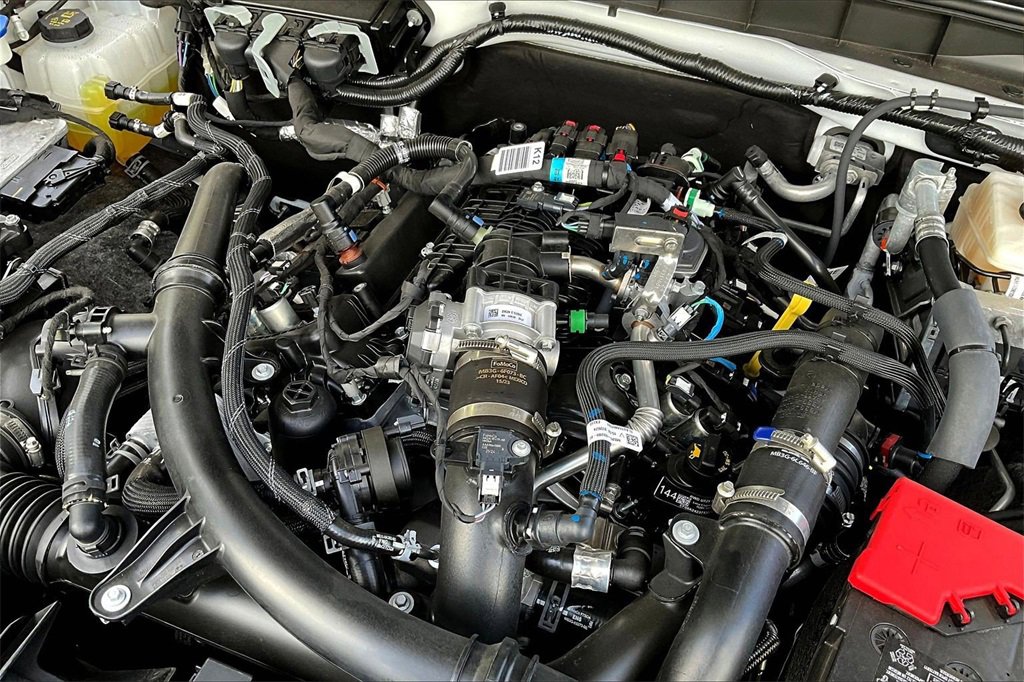 Used 2024 Ford Bronco Badlands image 35