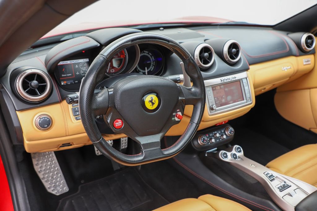 Used 2010 Ferrari California image 15