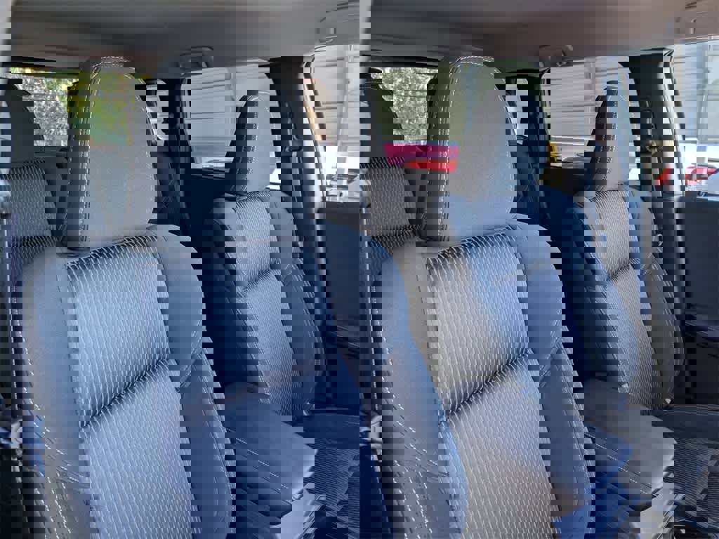 Used 2022 Mitsubishi Outlander ES image 6