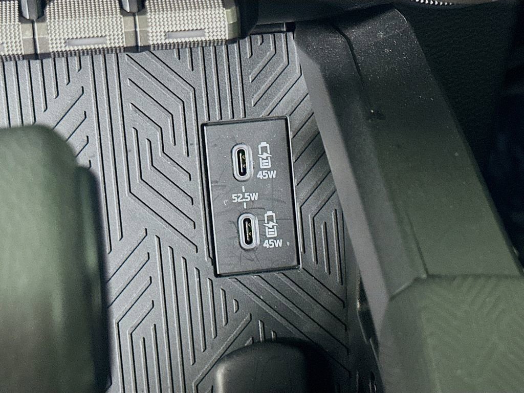 Used 2024 Toyota Tacoma TRD Off-Road image 30