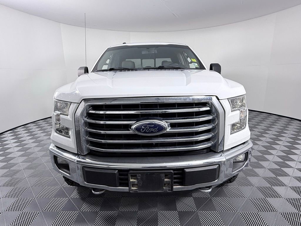 Used 2016 Ford F150 XLT w/ Equipment Group 302A Luxury image 3