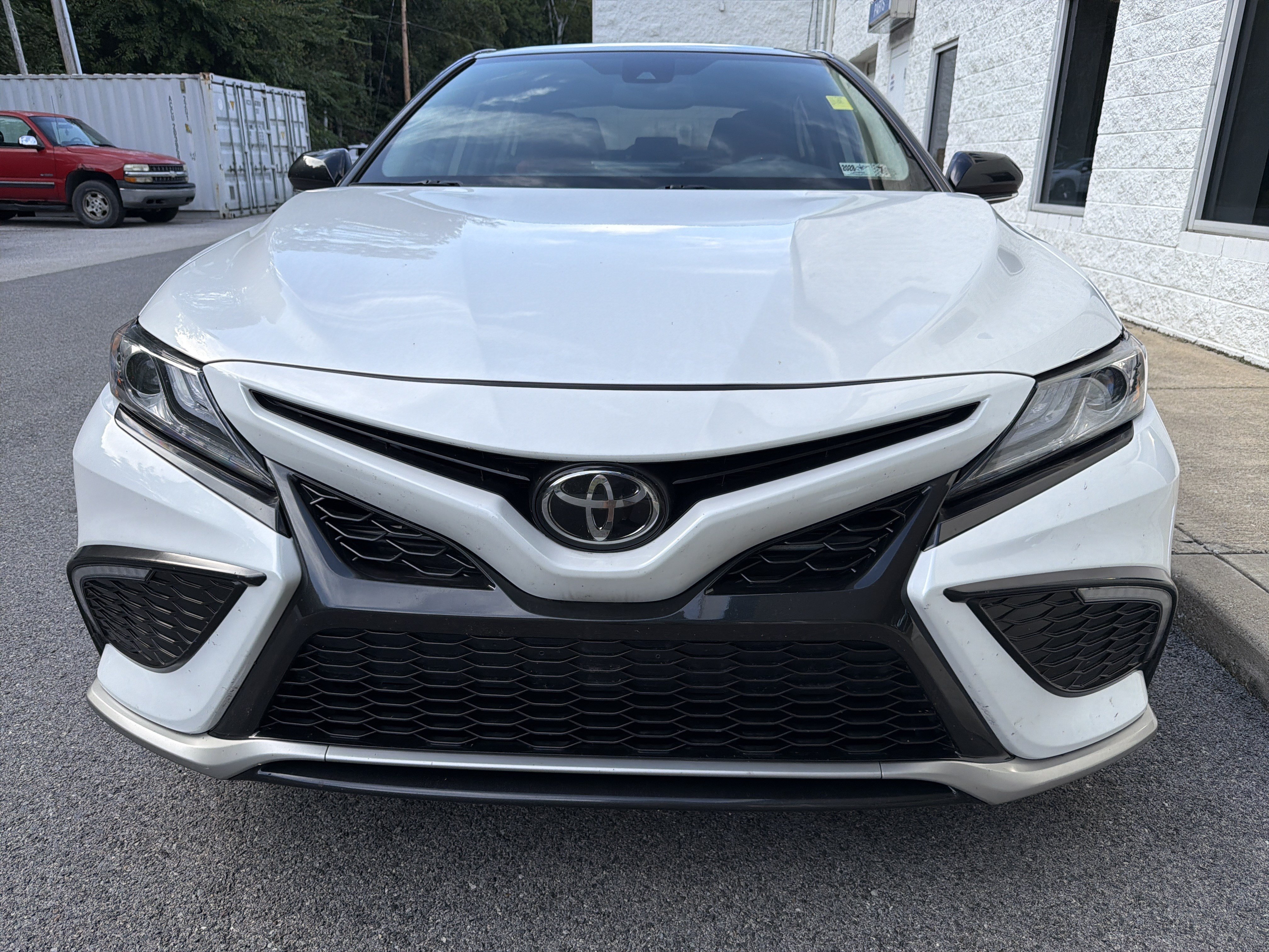 Used 2024 Toyota Camry XSE w/ Cold Weather Package FWD image 3