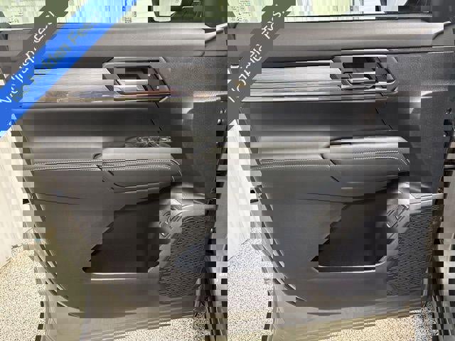 New 2026 GMC Terrain Elevation w/ Elevation Premium Package image 6