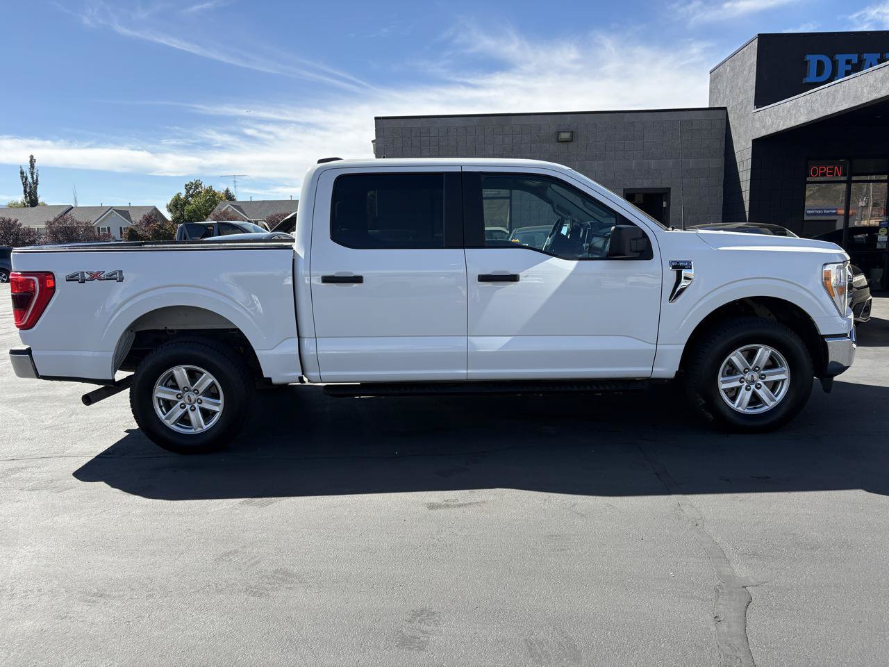 Used 2021 Ford F150 XLT w/ Trailer Tow Package AWD/4WD image 4
