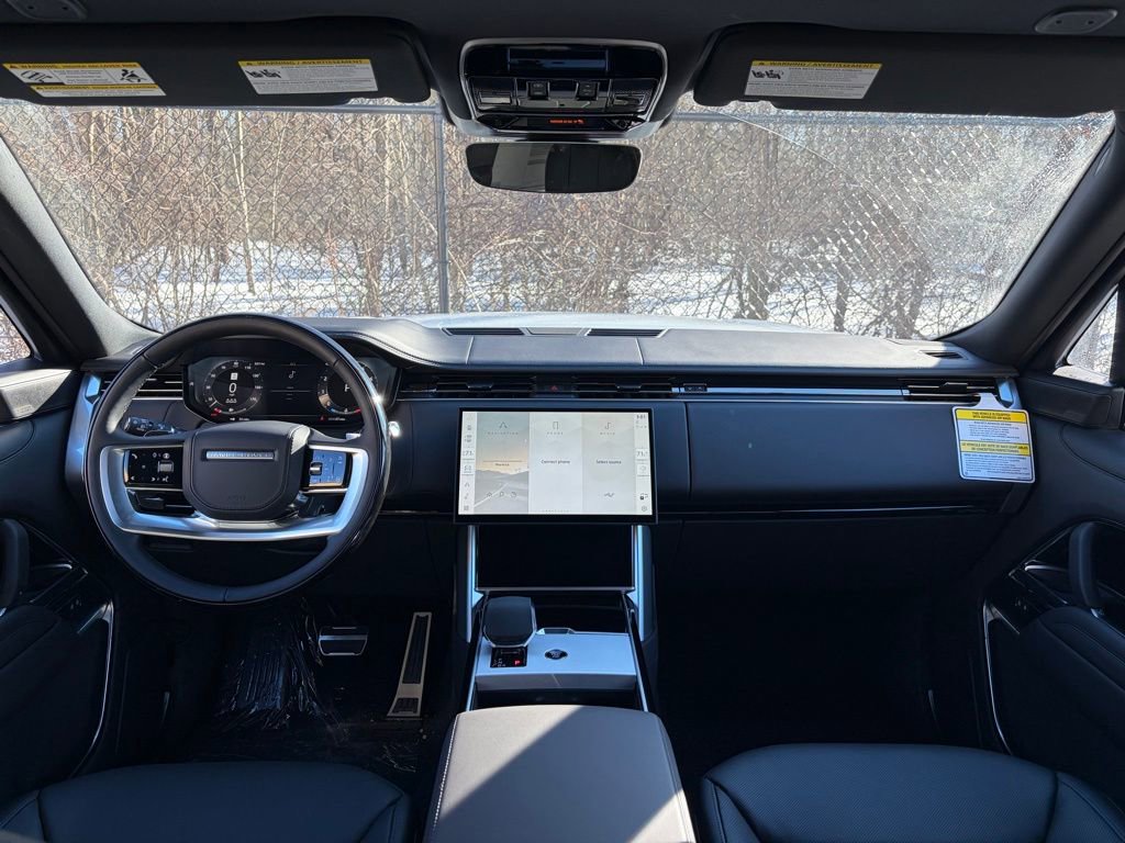 New 2025 Land Rover Range Rover SE image 18