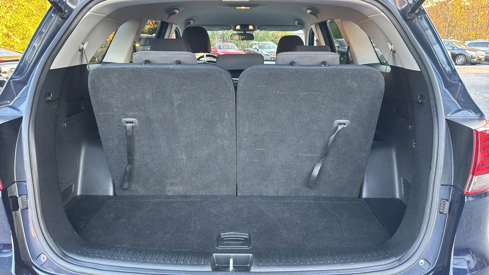 Used 2020 Kia Sorento LX w/ LX I4 Convenience Package image 14