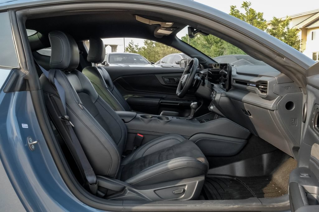Used 2024 Ford Mustang Dark Horse RWD image 36