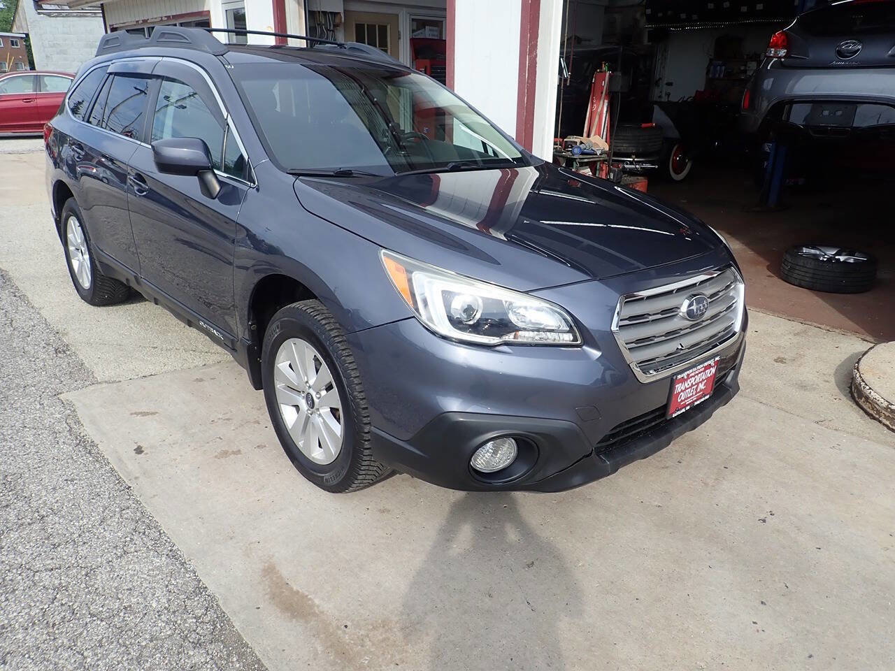 Used 2016 Subaru Outback 2.5i Premium image 26