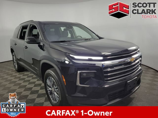 Used 2025 Chevrolet Traverse LT