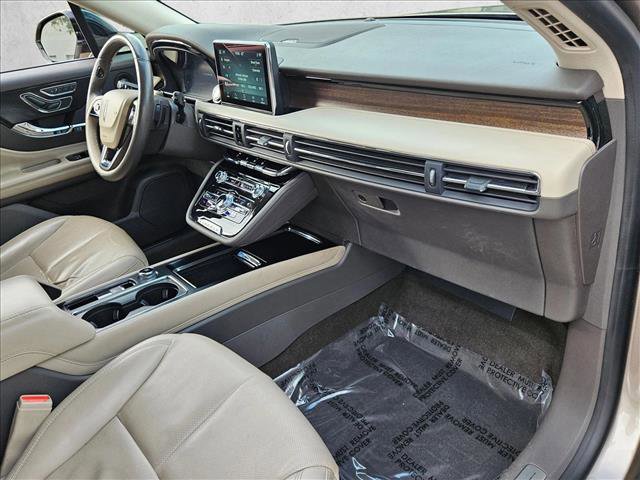 Used 2021 Lincoln Corsair Reserve w/ Elements Package image 22