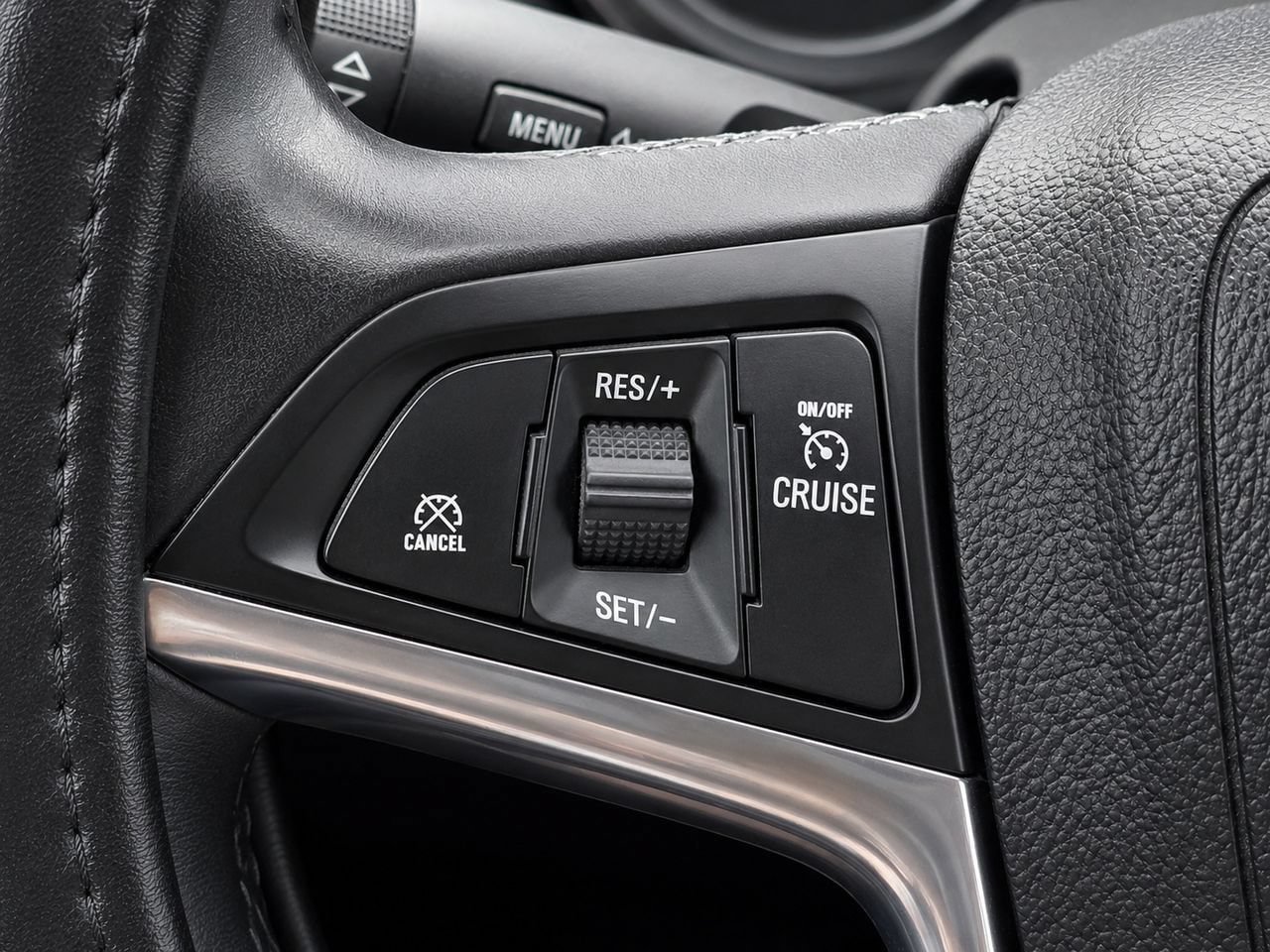 Certified 2015 Buick Encore Convenience FWD image 23