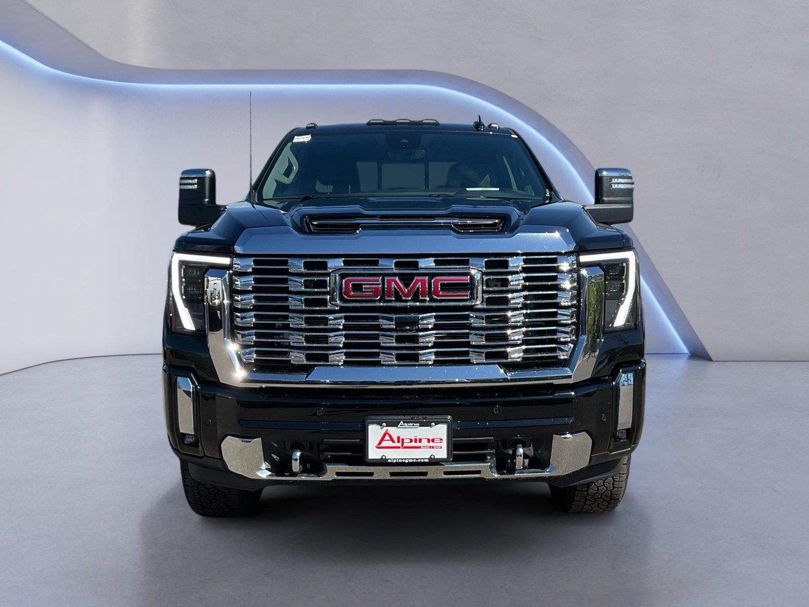 Used 2024 GMC Sierra 3500 Denali w/ Denali Reserve Package AWD/4WD image 8