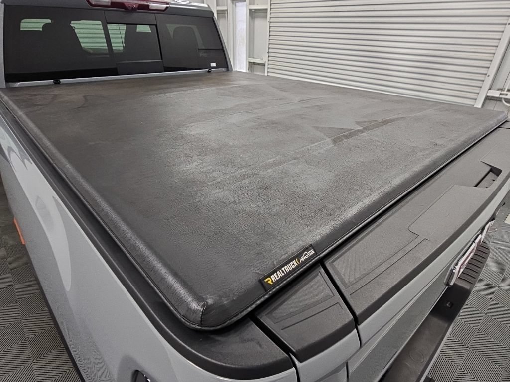 Used 2024 GMC Sierra 2500 AT4 w/ Technology Package AWD/4WD image 38