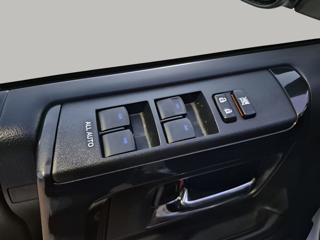 Used 2024 Toyota 4Runner TRD Off-Road image 27