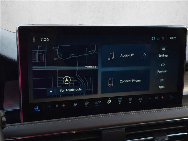 Used 2025 Lincoln Corsair Grand Touring w/ Equipment Group 302A AWD/4WD image 16