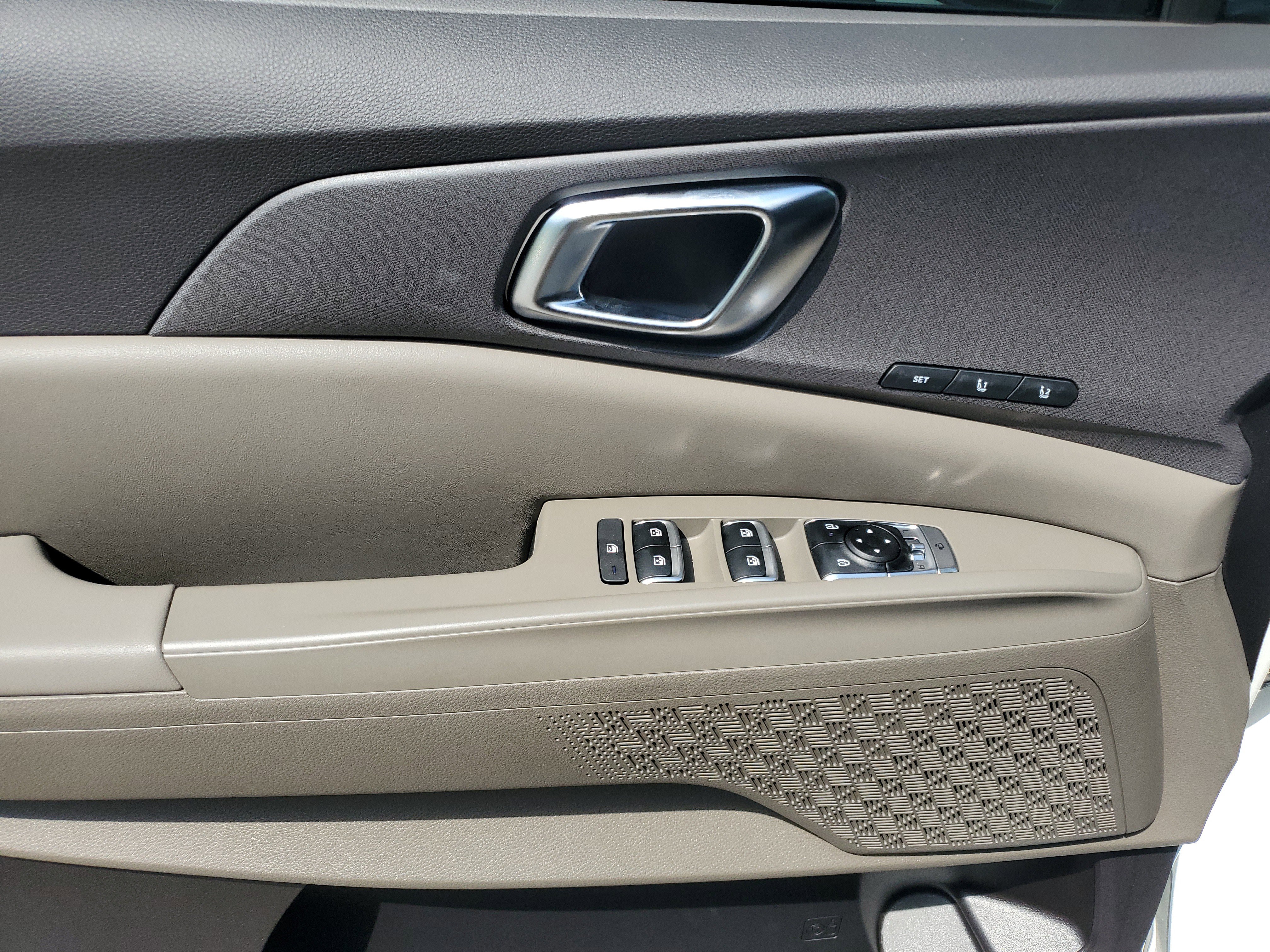 New 2026 Kia Carnival EX image 22