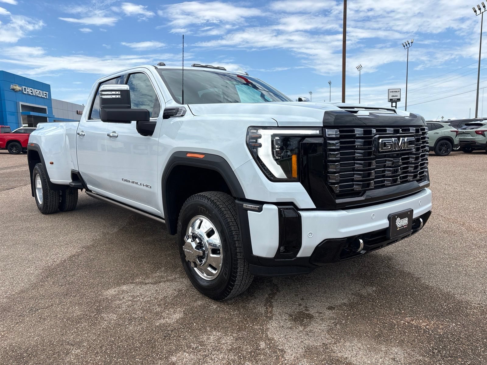 New 2026 GMC Sierra 3500 Denali Ultimate AWD/4WD image 8