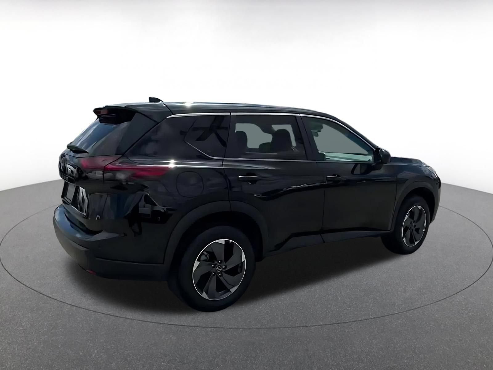 Used 2025 Nissan Rogue SV FWD image 14