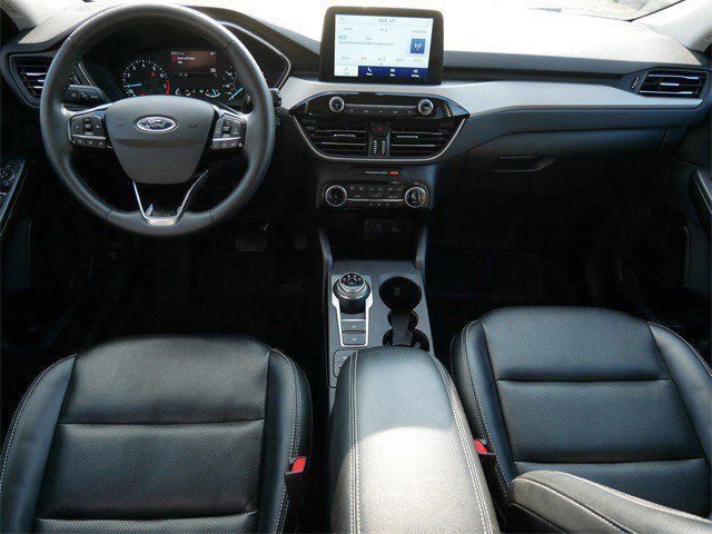 Used 2022 Ford Escape SEL AWD/4WD image 11