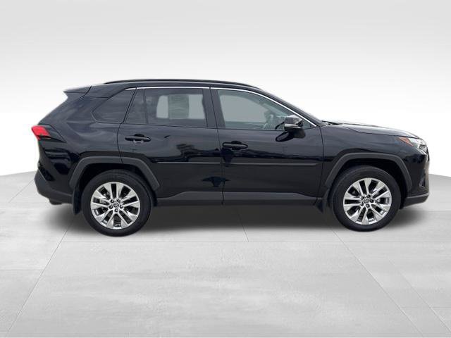Used 2024 Toyota RAV4 XLE Premium w/ Weather Package AWD/4WD image 6