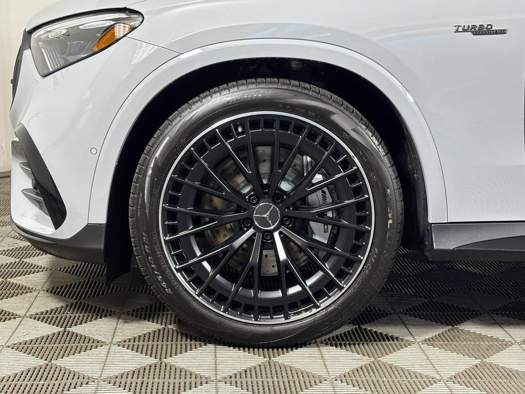 Certified 2026 Mercedes-Benz GLC 43 AMG 4MATIC image 31