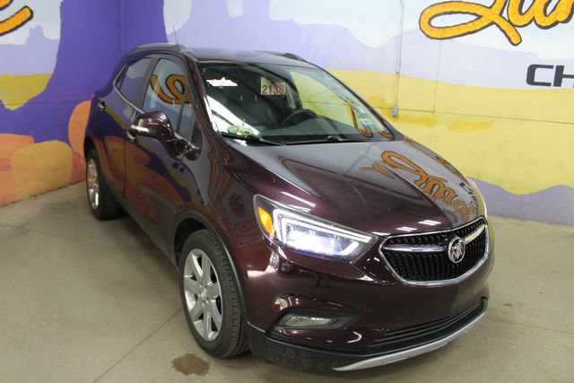 Used 2018 Buick Encore Essence w/ Experience Buick Package AWD/4WD image 3