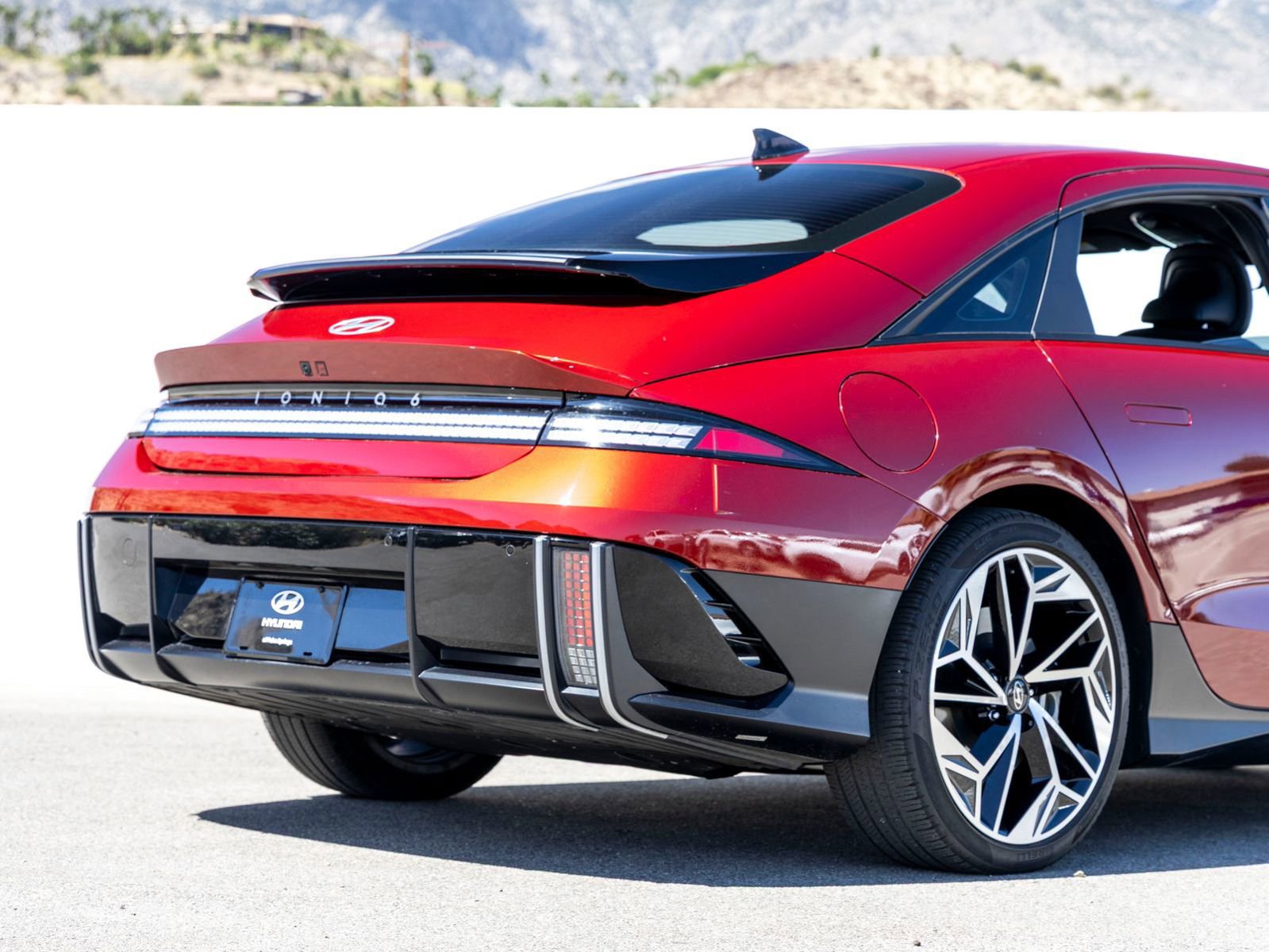 Used 2023 Hyundai Ioniq 6 SEL image 10