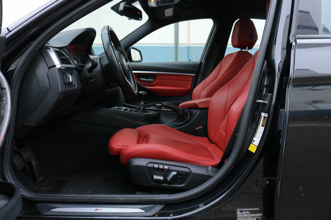 Used 2016 BMW 340i Sedan image 36