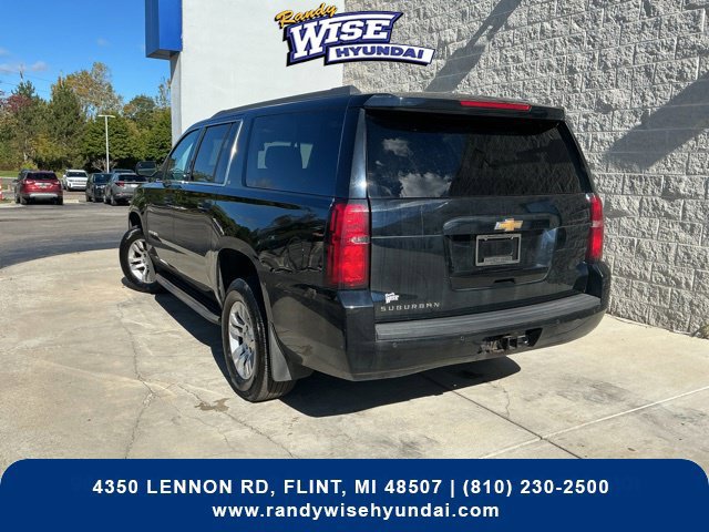Used 2018 Chevrolet Suburban LT AWD/4WD image 7
