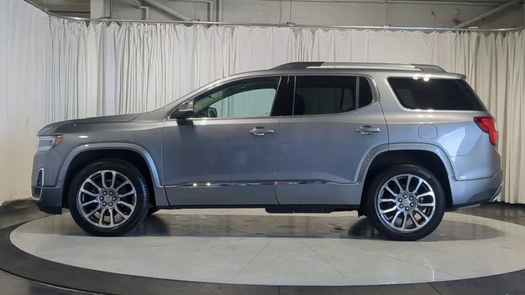 Used 2021 GMC Acadia Denali w/ Denali Ultimate Package AWD/4WD image 6