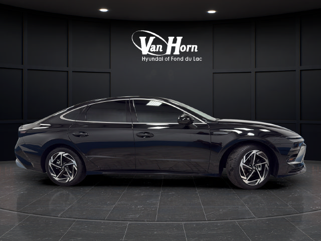 Used 2025 Hyundai Sonata SEL FWD image 8
