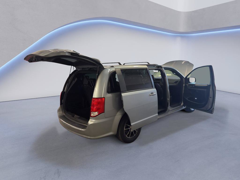 Used 2019 Dodge Grand Caravan GT FWD image 14