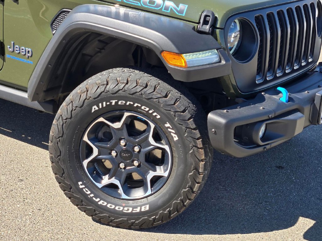 Used 2023 Jeep Wrangler Unlimited Rubicon 4xe w/ Steel Bumper Group AWD/4WD image 9