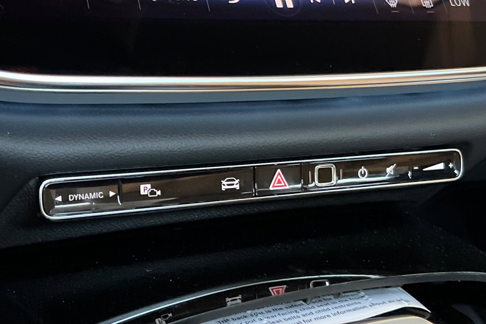 New 2025 Mercedes-Benz E 350 4MATIC Sedan image 24