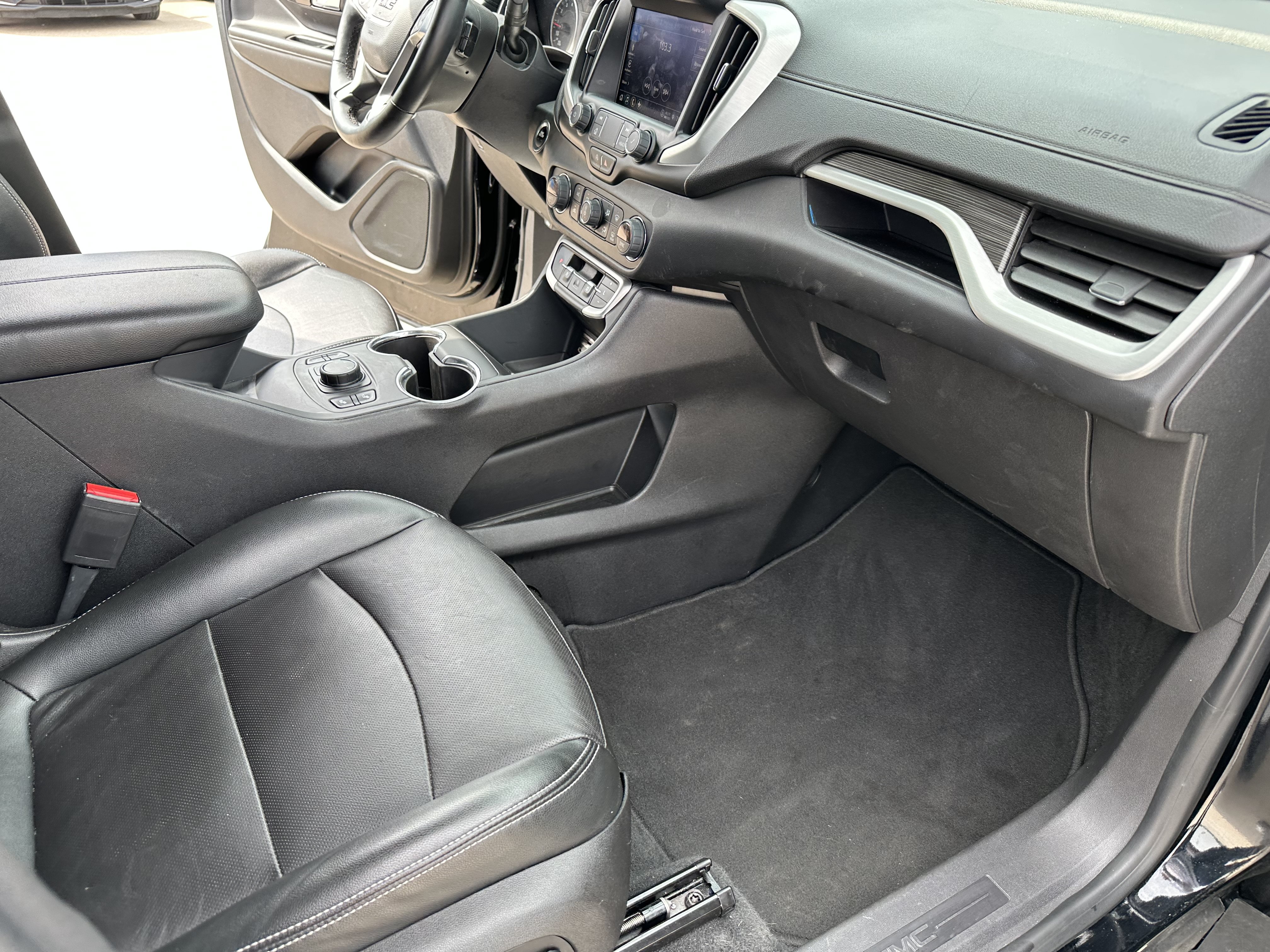 Certified 2024 GMC Terrain SLT AWD/4WD image 26