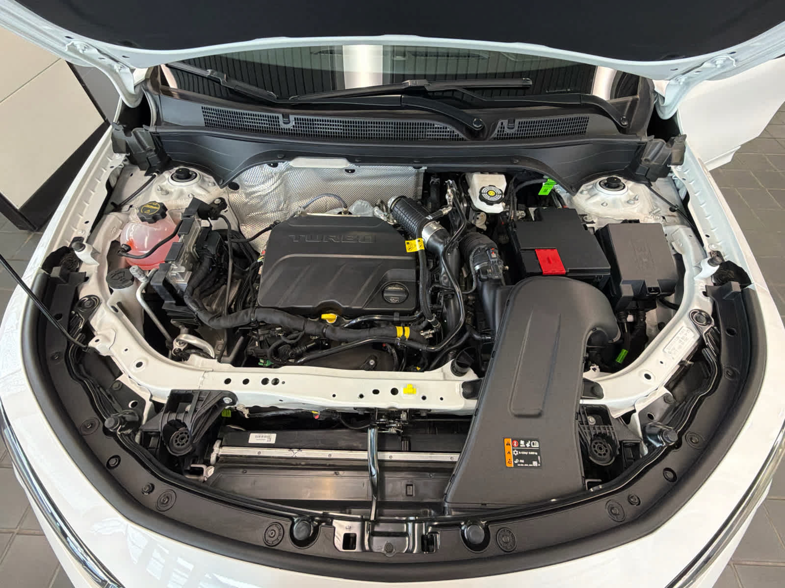 New 2026 Buick Envista Avenir FWD image 11