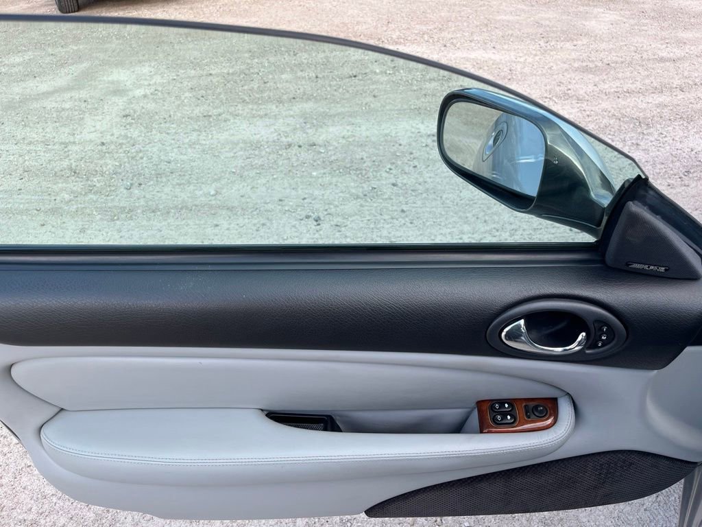 Used 2004 Jaguar XK8 Convertible RWD image 15