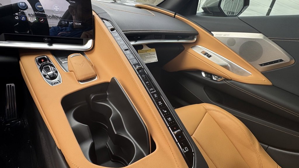 Used 2023 Chevrolet Corvette Stingray Preferred Cpe w/ 2LT image 13