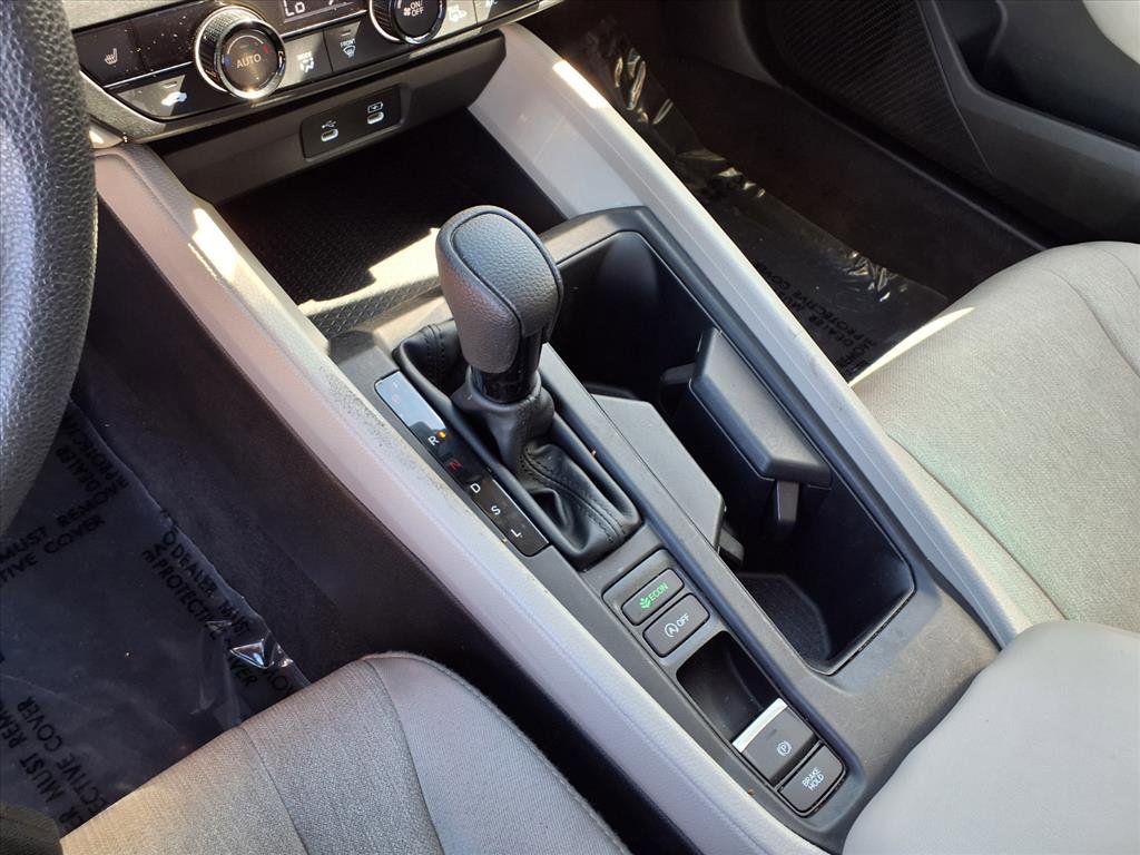 Certified 2024 Honda Accord EX image 16