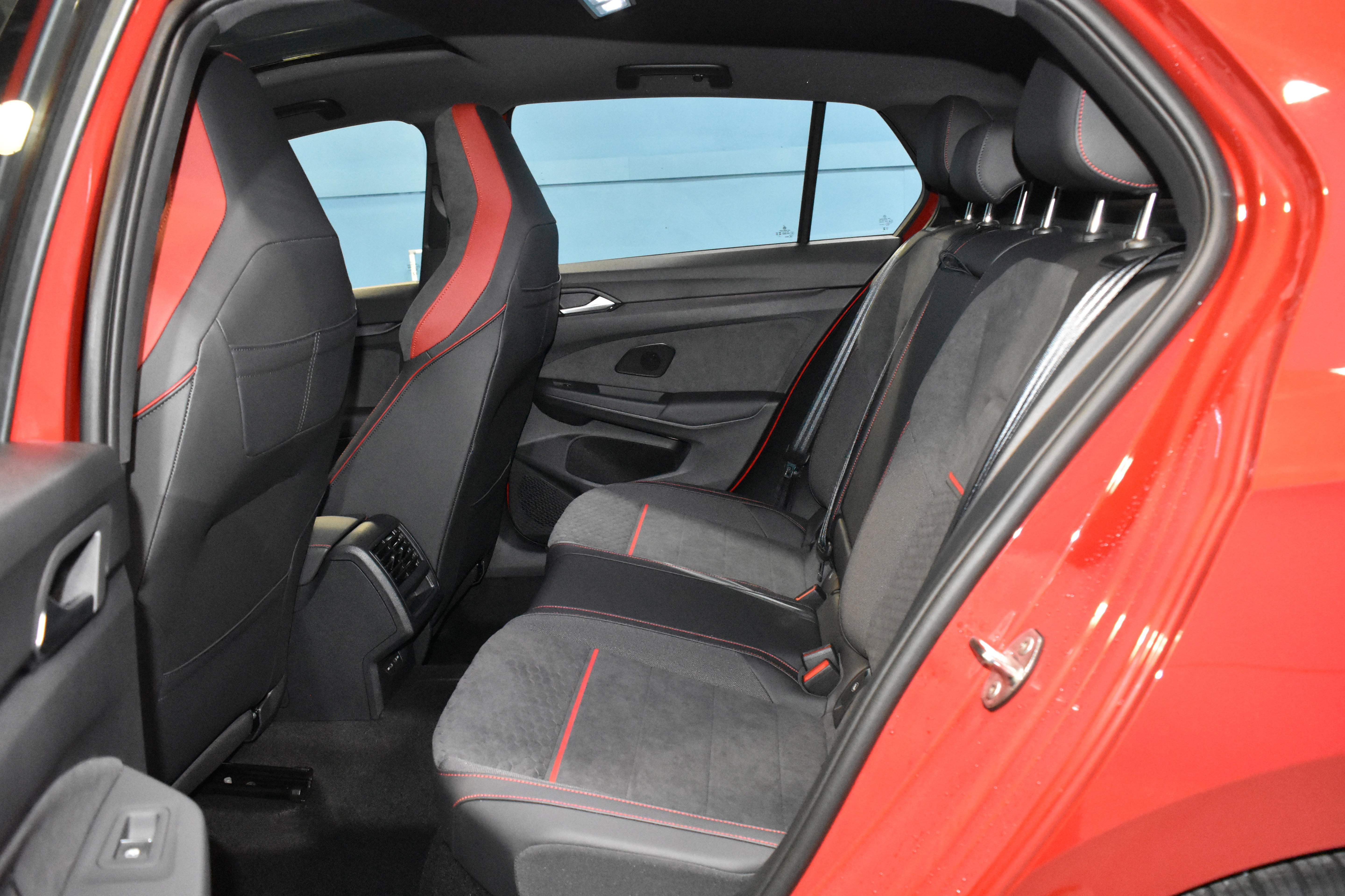 New 2025 Volkswagen GTI SE image 14