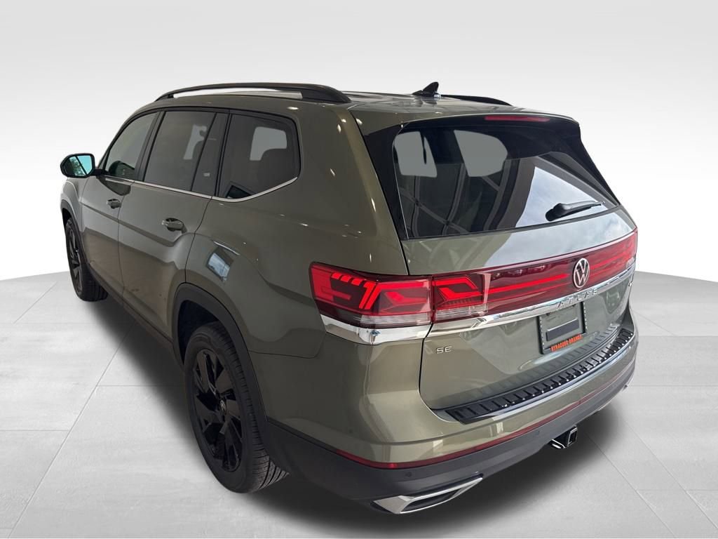 New 2026 Volkswagen Atlas SE image 3