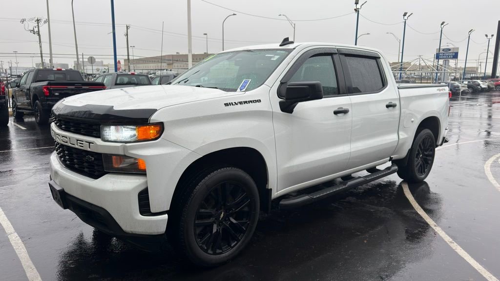 Used 2020 Chevrolet Silverado 1500 Custom w/ Custom Value Package image 6